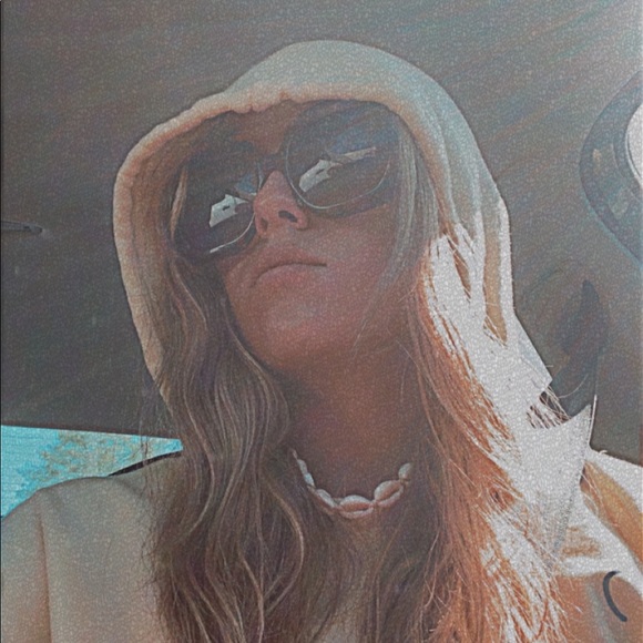 Meet your Posher, Emma - Picture 9 of 11